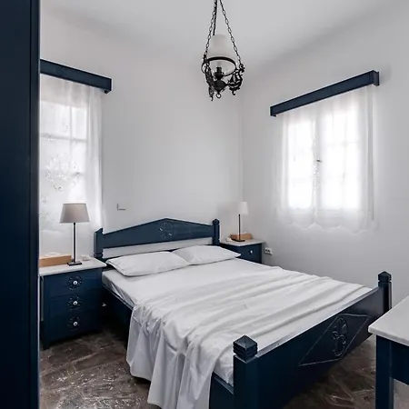 شقة Kythnos Loutrá